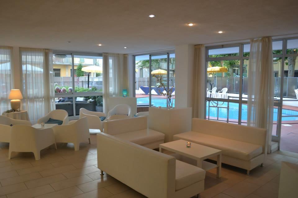Hotel Mario เชเซนาติโก ภายนอก รูปภาพ